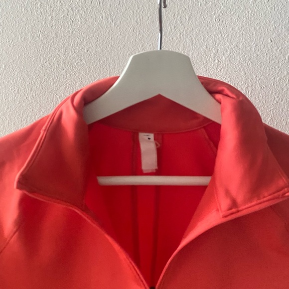 Under Armor Zip Up LS - Picture 2 of 12